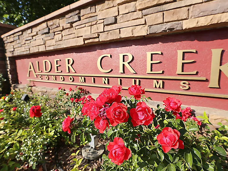 Alder Creek Apartments — Photo 51