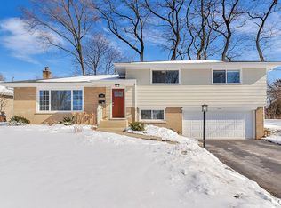 1311 Marcey Ave, Wheaton, IL 60189