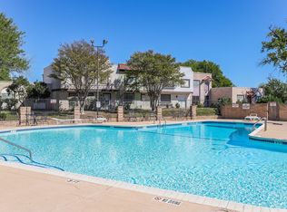 6850 Crown Rdg, San Antonio, TX 78239