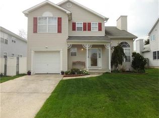 10 Steiner Ct, Sayreville, NJ