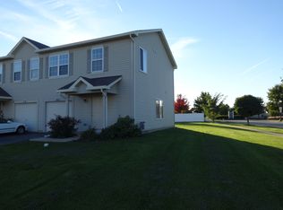 668 S Shannon Dr, Romeoville, IL 60446