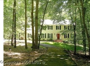 10732 Hampton Rd, Fairfax Station, VA 22039