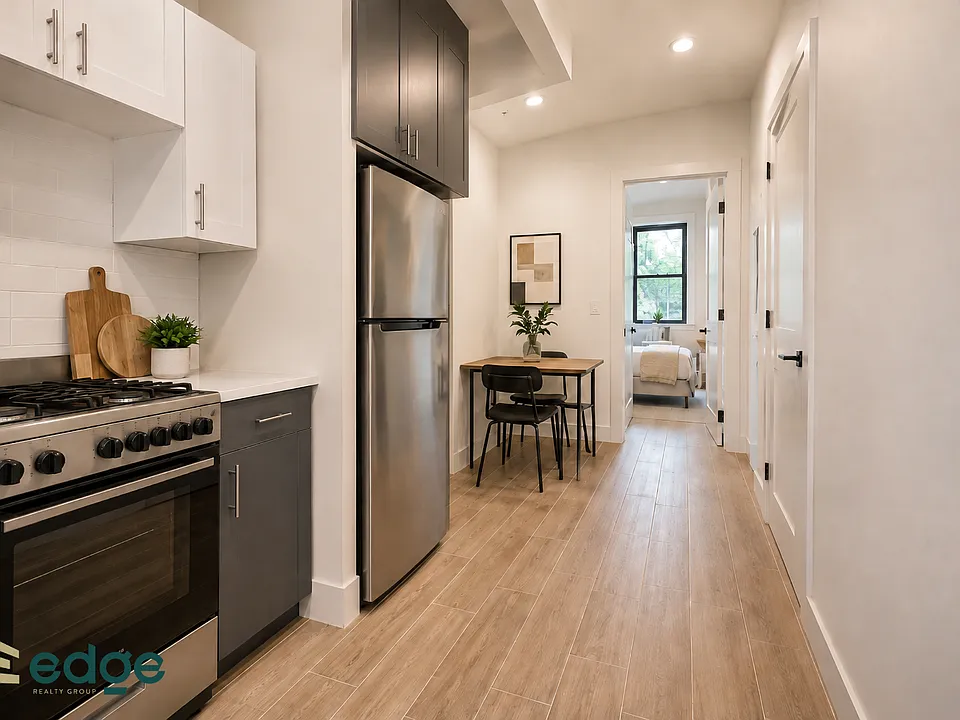 1352 Franklin Ave #1D