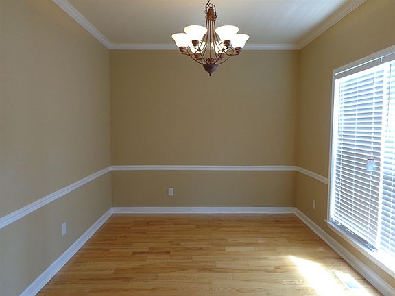 3rd image of 1257 Annapolis Cir