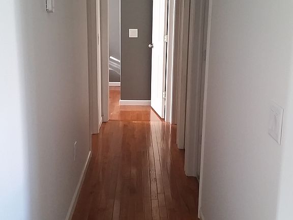 5th image of 1075 April Ln