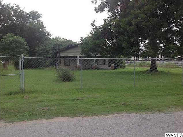 2nd image of 1520 44th Ave