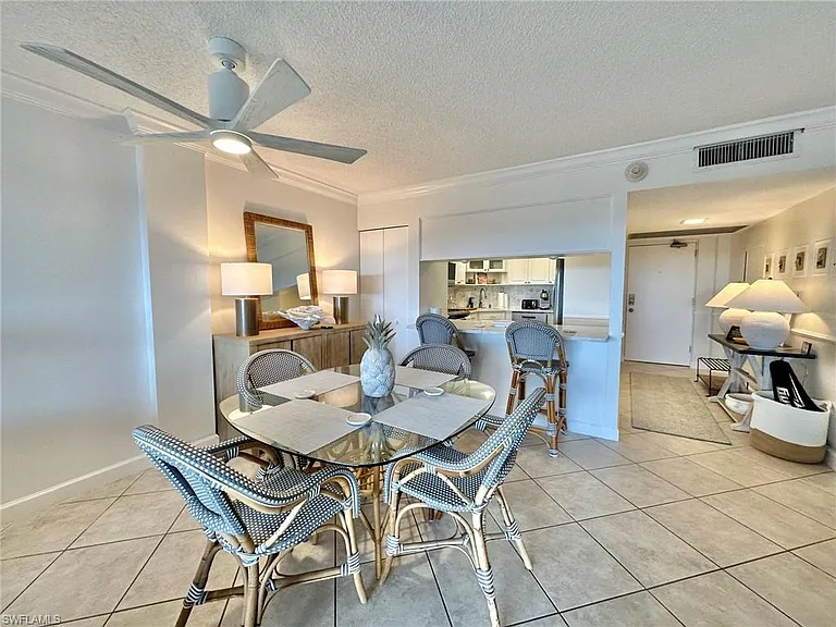 1 Bluebill Ave #604 — Photo 9