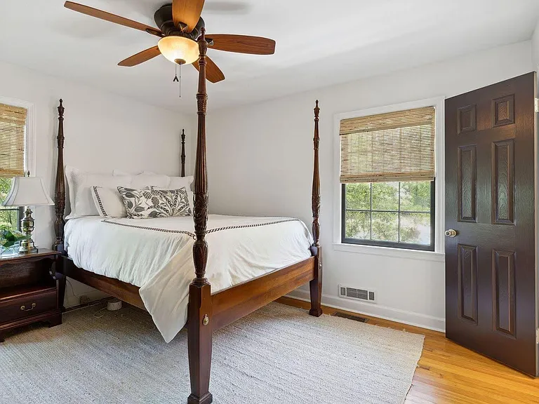 857 Stiles Dr — Photo 20