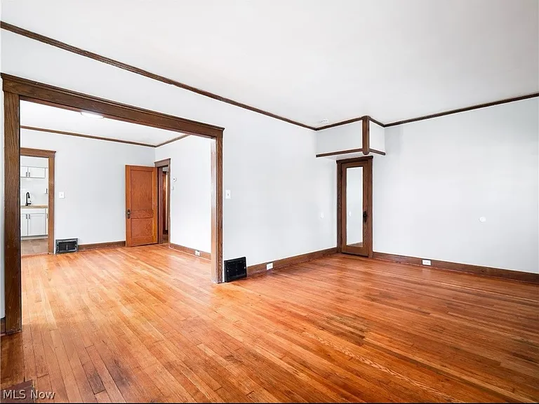 10219 Joan Ave #2 — Photo 7