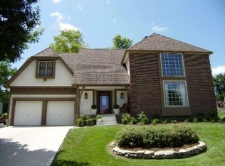 10901 W 109th St, Overland Park, KS 66210