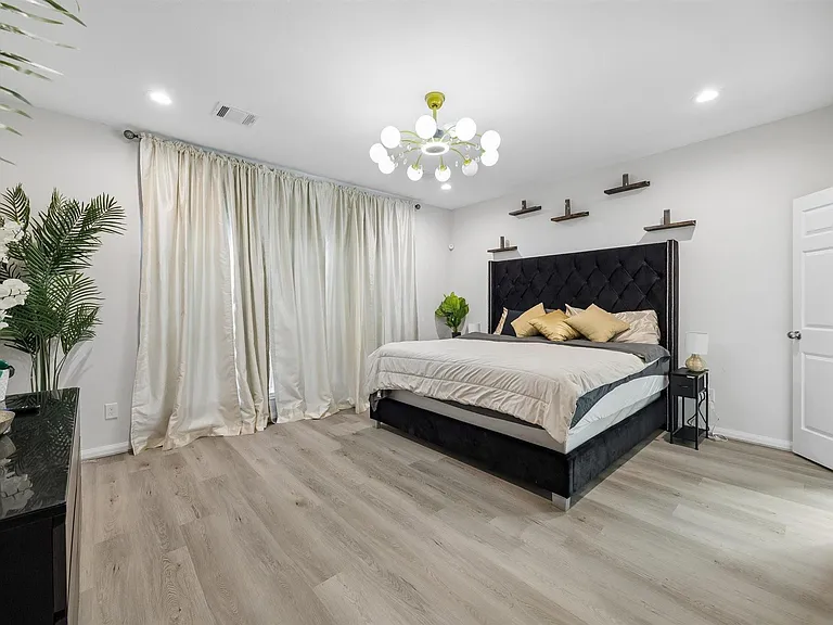 8308 James Franklin St — Photo 10