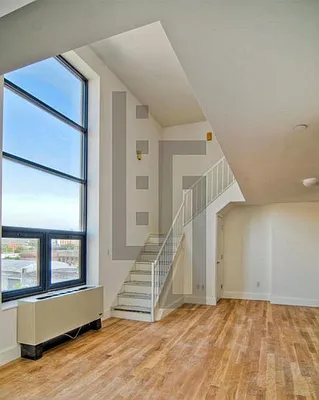 Rented by Loom Group | media 1