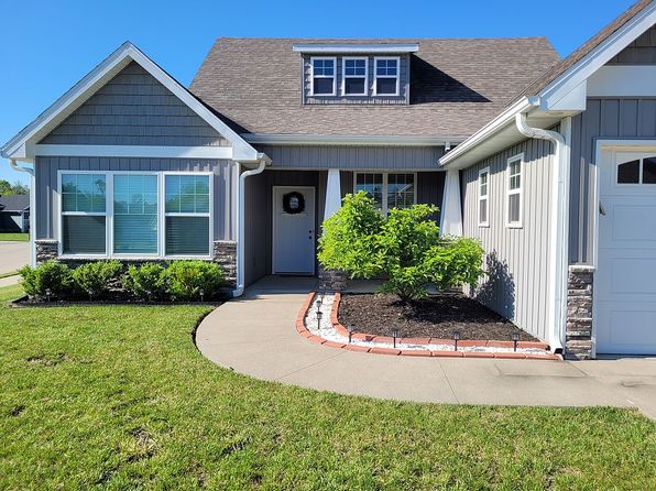 4205 Meadow View Dr, Columbia, MO 65201