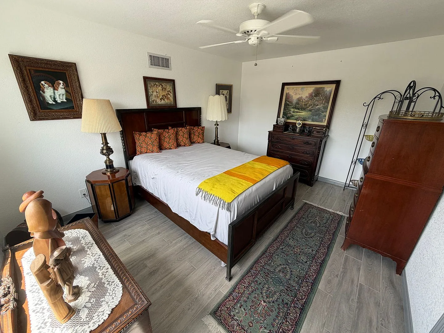 Rooms For Rent In Tastefully Decorated Southwestern-Style Home — Photo 4