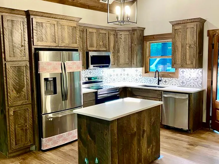 224 E Ridge Ln — Photo 4