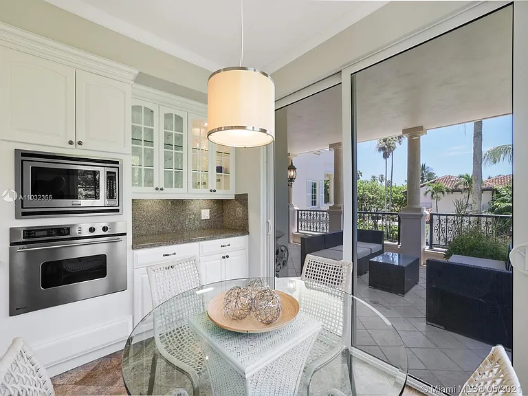 19126 Fisher Island Dr #19126 — Photo 13