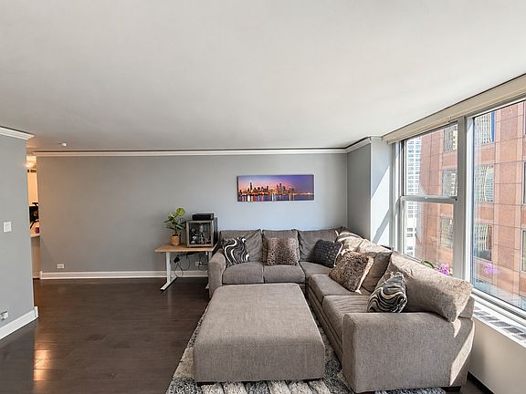3rd image of 777 N Michigan Ave APT 3102