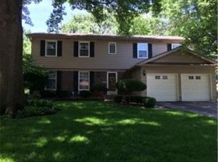 8428 W 89th St, Overland Park, KS 66212