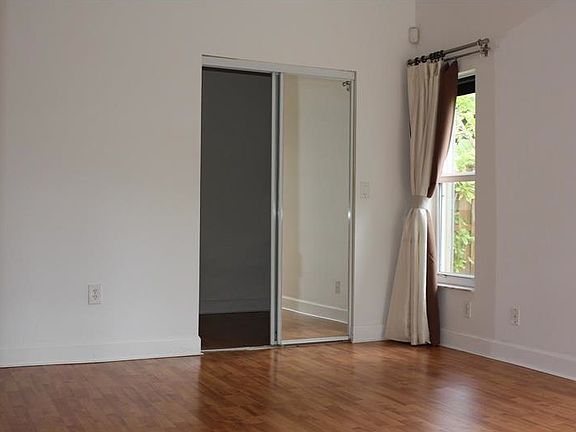 3rd image of 5858 NW 113th Pl