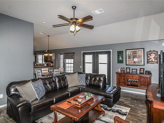 5th image of 401 Tecumseh Meadows Ct