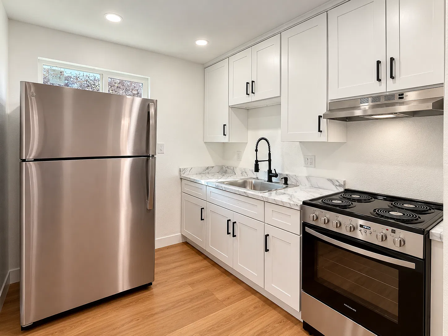 2 bed, $2,695 — Photo 2