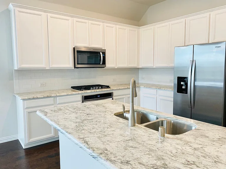 4001 Smokey Hill Ct — Photo 11