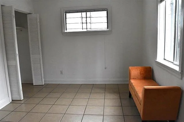2601 Carondelet St #D — Photo 5