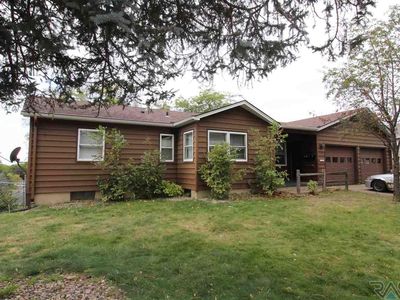 1309 S Bahnson Ave, Sioux Falls, SD, 57103