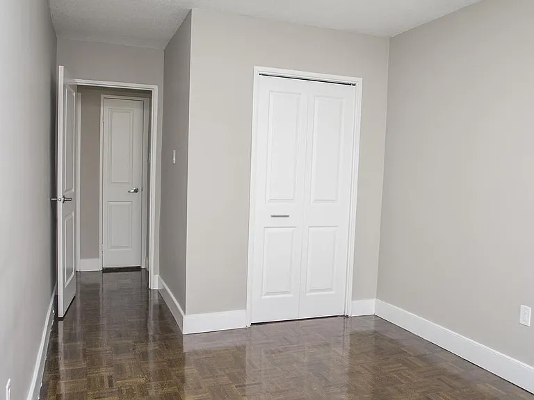 2185 Sheridan Park Dr — Photo 13