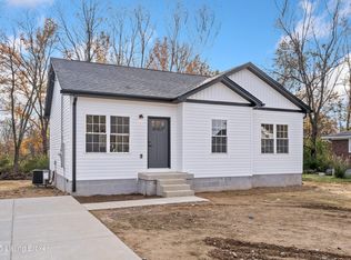 6715 Memory Ln, Louisville, KY 40258