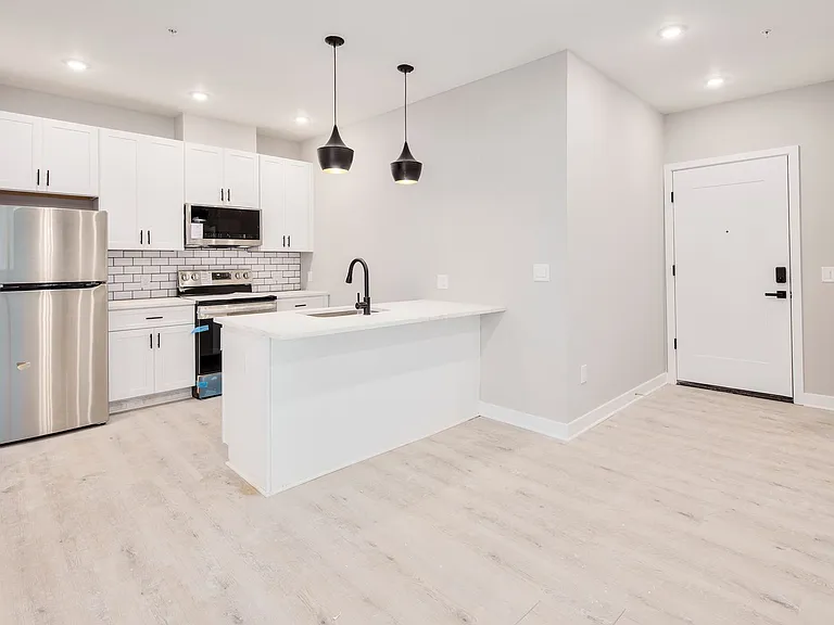 317 Kennedy St — Photo 22