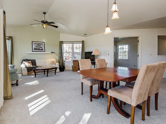 Living Room/Dining Room