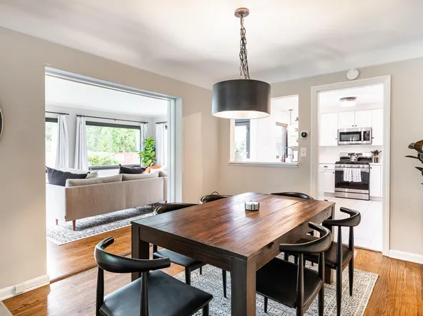 1030 Wakefield St, Birmingham, MI 48009