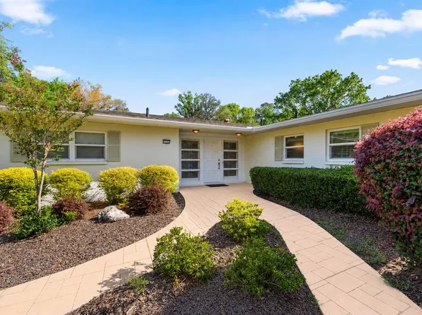 2138 NW 30th Pl, Gainesville, FL 32605