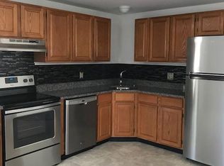 33 Madison St #B, Portsmouth, NH 03801