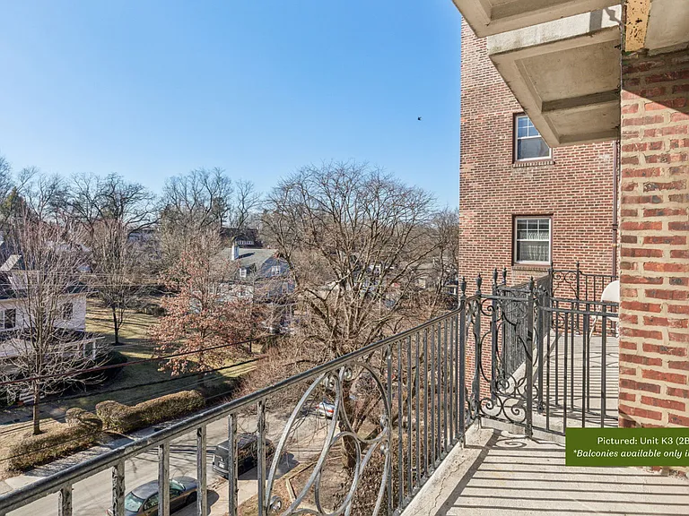Greenwood Terrace — Photo 29