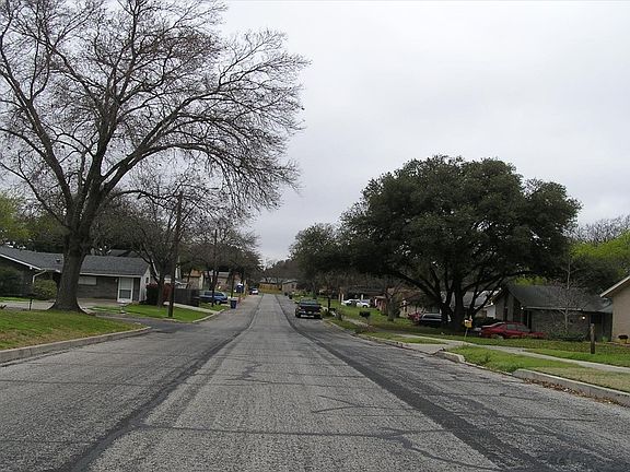 5th image of 10703 Mount Boracho Dr