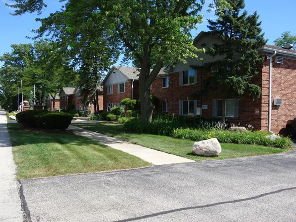 PLUM GROVE APARTMENTS