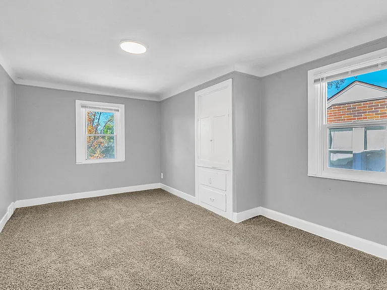 9503 Lakepointe St — Photo 19