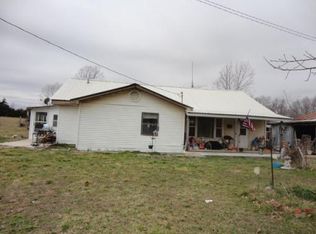 6551 Lilly Rd, Houston, MO 65483