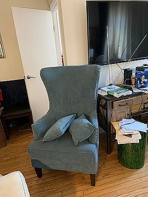 2nd image of 240 E 112th St #3