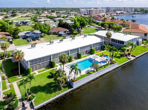 330 Tudor Dr APT 102, Cape Coral, FL 33904