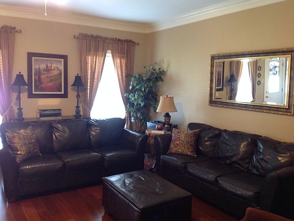 3rd image of 38101 Eastlake Dr