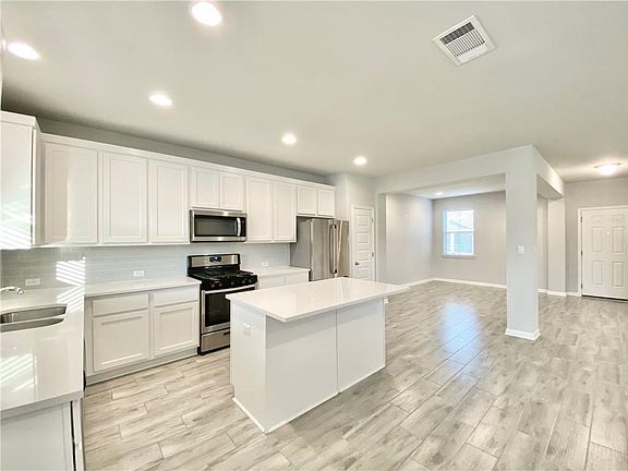 2nd image of 2344 Pecan Island Dr