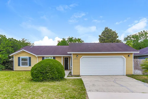 8471 Pikes Peak Dr N Photo 1