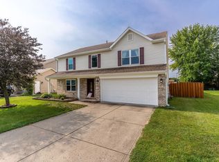 1045 Oak Leaf Rd, Franklin, IN 46131