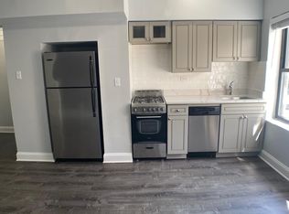 4554 N Malden St #303, Chicago, IL 60640