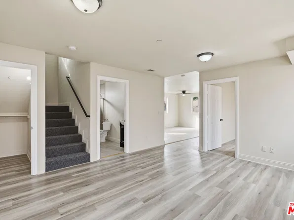 442 W 83rd St, Los Angeles, CA 90003