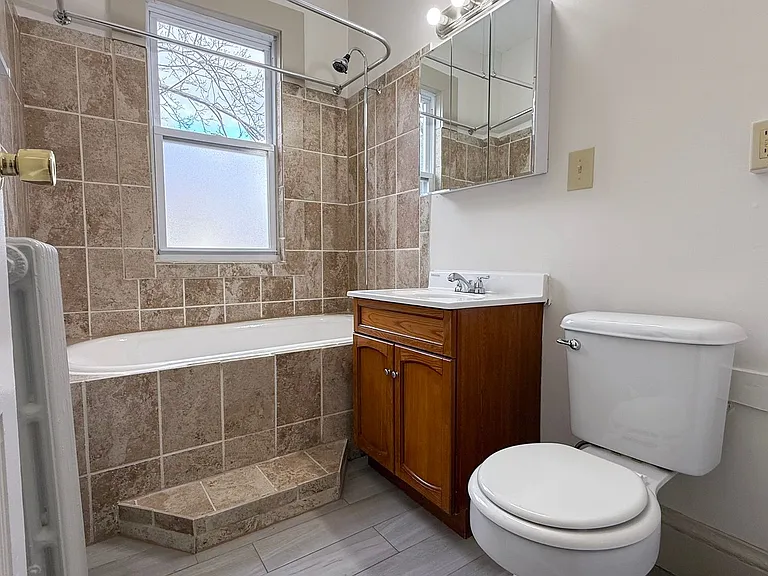 46 Grace St — Photo 12