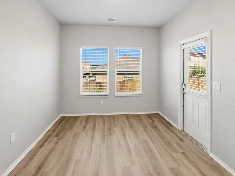 5912 Berriweather Dr — Photo 24